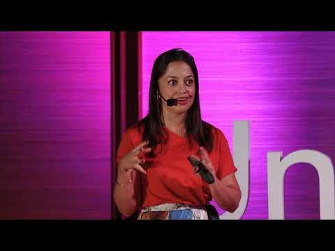 La muerte, una conversación incómoda | Mónica Giraldo | TEDxUniversidad El Bosque
