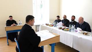 Վազգենյան դպրանոցի բակալավրիատի և մագիստրատուրայի սաները հանձնել են ավարտական քննությունները