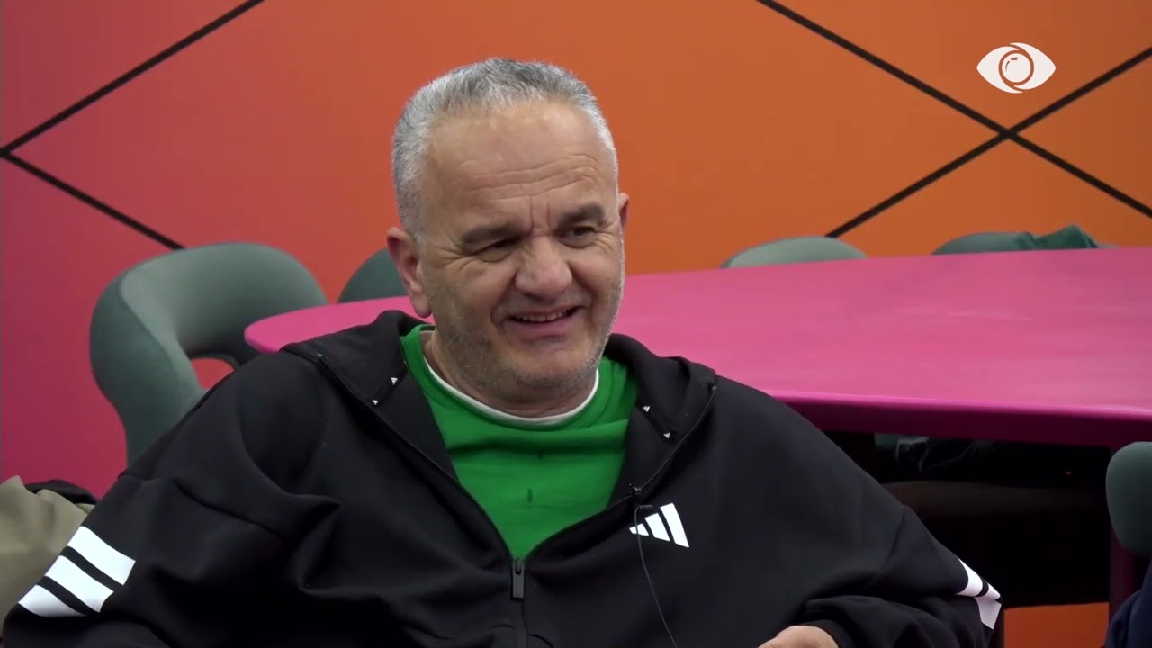 Mali ikën nesër, se Stenaldo nuk është budall që…/ Rogerti bisedon me Artanin në living