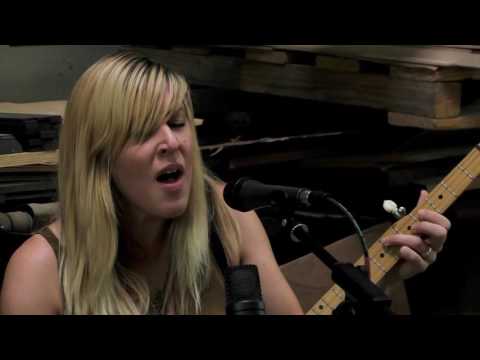 Deering Woodroom Sessions - Gayle Skidmore performs 