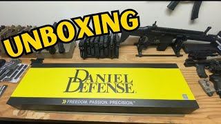 Unboxing Daniel Defense DD5 airsoft Replica
