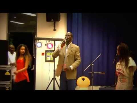 Hansi bonkoyo consert a Belgique Mechelen