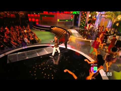 Elvis Crespo Ft Fito Blanko ,HD, Premio Lo Nuestro 2013 HD 1080p