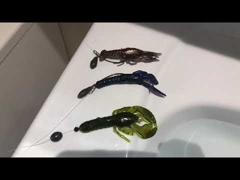 Modified Jika rig with craws - what it looks like in water