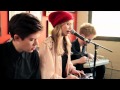 Oh Land - Rainbow (live on Big Ugly Yellow Couch)