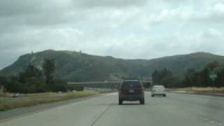 preview picture of video 'Travelblog:  From Palm Springs to San Diego:  On Interstate 15 in Northern San Diego County'