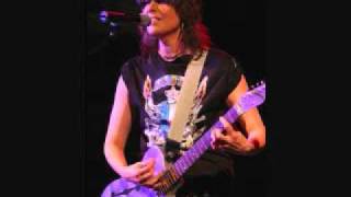 Pretenders - Love&#39;s a Mystery (accoustic)