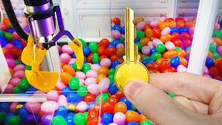 Find the Missing KEY to UNLOCK the Claw Machine!