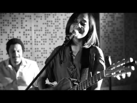 Lala Karmela - Morning Star (Live Studio)