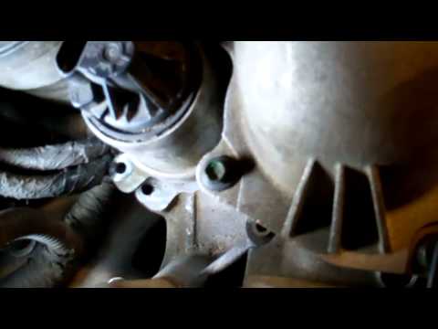 03-07 Ford Powerstroke EGR Valve Removal and Cleaning