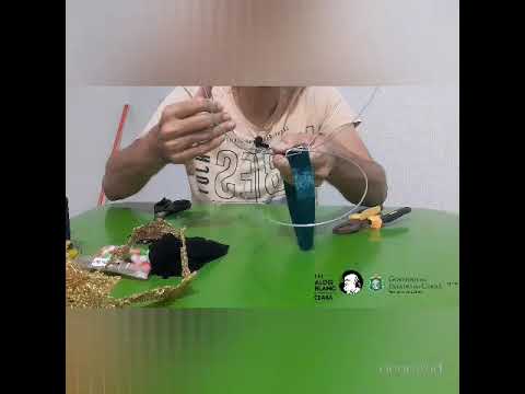 8°aula oficina de arte e carnaval (arranjo de cabeça com meia de seda)