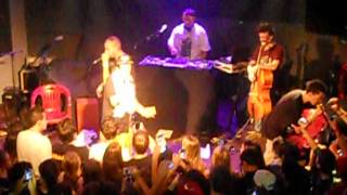 Freestyle de Wawad + Solo de Oli en live à la Dynamo