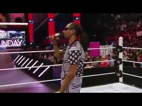 HulkMania (Hulk Hogan) with SnoopMania (Snoop)