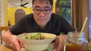 A Taste of Central Vietnam in Saigon | Bún Bò Huế Anh Sen