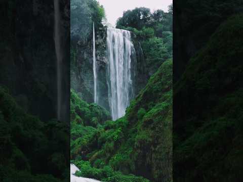 A mais bela cachoeira do mundo: um espetáculo natural imperdível.