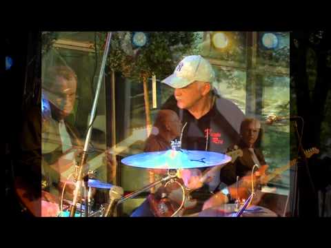 This is Fiesta Red, 2009