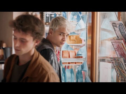SKAM Belgium - wtFOCK season 3 episode 6: clip 9 ‘It is not a girl.’ [ ENGLISH SUBTITLES ]