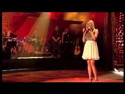 Elin Fflur - Paid a Cau y Drws