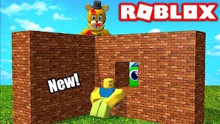 BUILD TO SURVIVE SCARY MONSTERS IN ROBLOX!