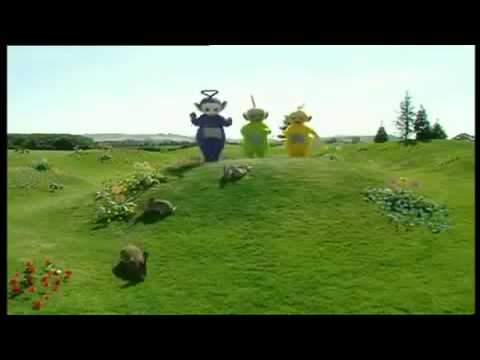 Teletubbies      Alle rennen und Po taucht auf