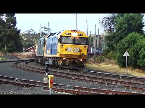 7901V and Comeng trasfer on the North-Western and Northern lines