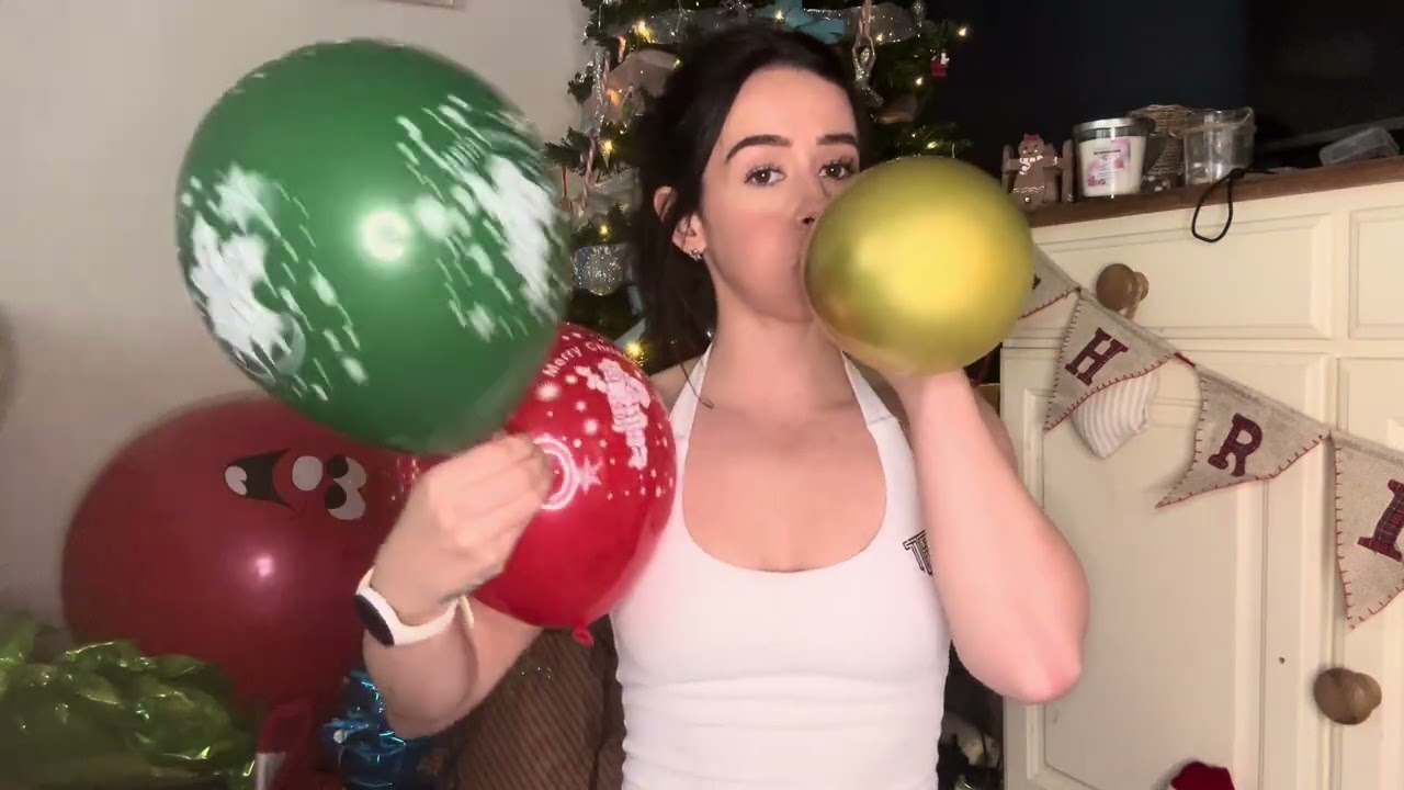 ASMR - blowing up and popping Christmas themed balloons ( no talking) 