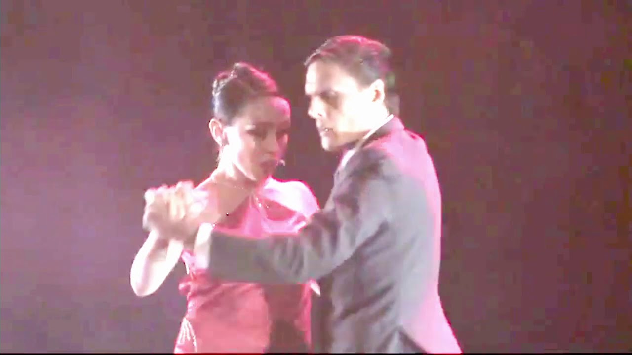 Laura Zaracho e Ollantay Rojas"Pata Ancha"edit by Alex