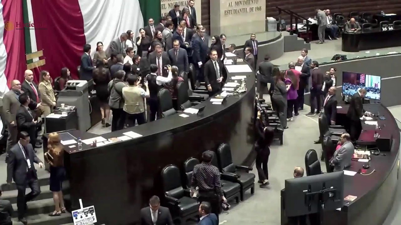 Édgar Amador en la glosa del 2o informe de gobierno