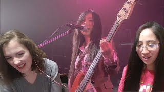 SCANDAL - Anata ga Mawaru (live) Reaction Video