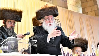 שבת חסידי מכנובקא בעלזא בירושלים סמוך לכותל המערבי | Shabbos in the Old City - Machnovka-Belz Rebbe
