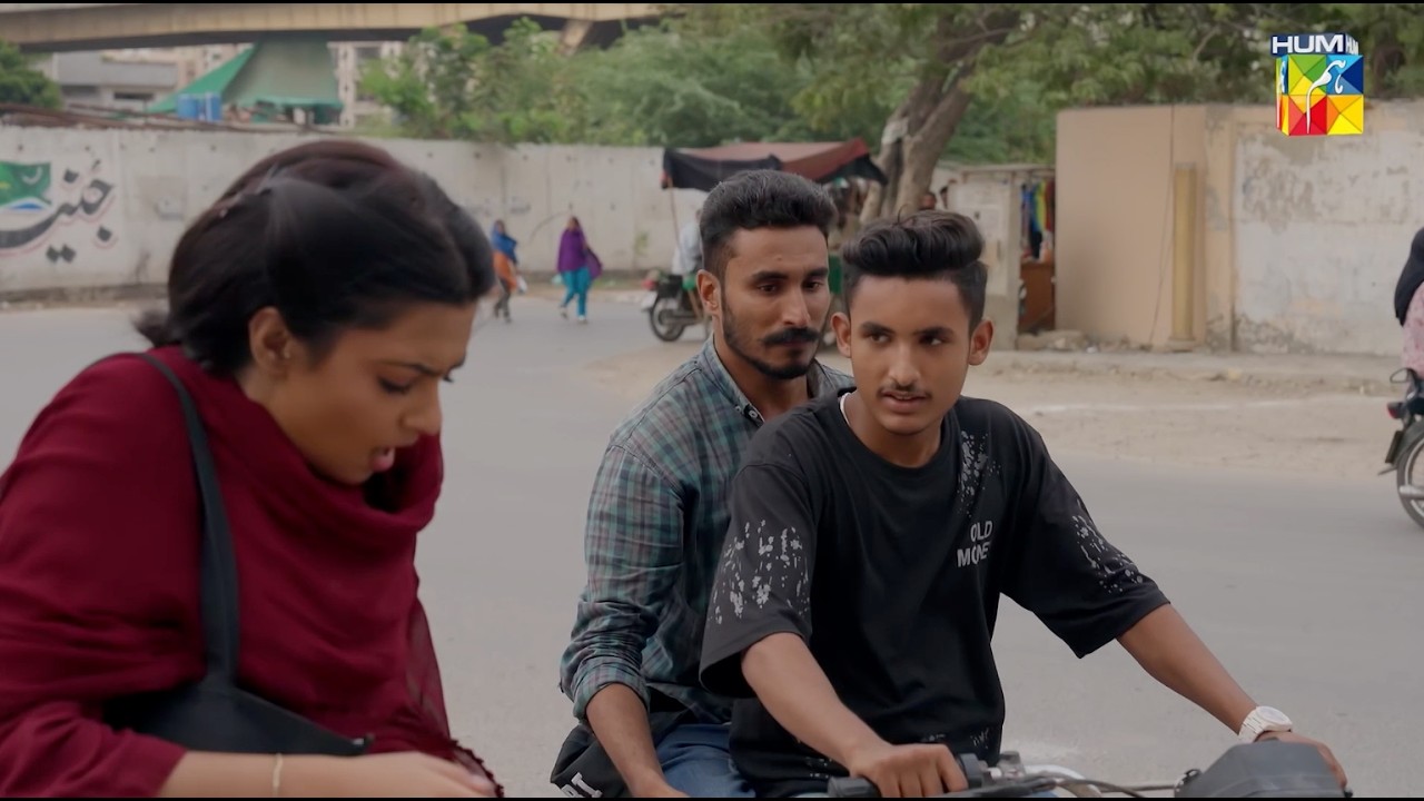 Obash Larko Ne Larki Ko Cheera | #HUMTV