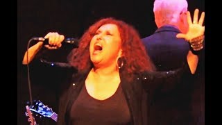 Melissa Manchester Live 2017 Walk On By/Come Rain or Come Shine/How Do You Keep The Music Playing