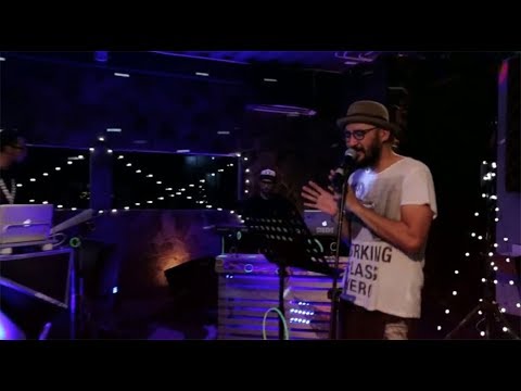 Winky & Evan ft Aqinomoto - Mobil Balap (Naif Cover) (Live at Music Everywhere) **