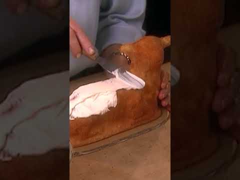 Martha Stewart's Frosted Easter Lamb Cake