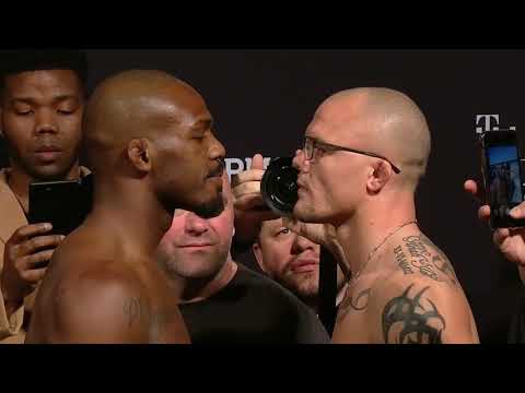 UFC 235: Weigh-in Faceoffs