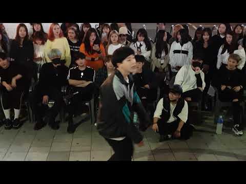 《ATEEZ_PirateKing》20190522#KingdomS(킹덤즈) #김태유(TaeYou) 에이티즈#해적왕 홍대버스킹 20190522_211414 #SnowHorse