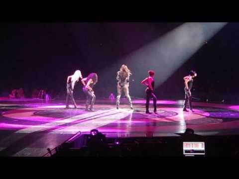 Ciara at O2: Love Sex Magic (Intro)