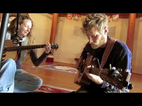 Temple Sessions-Anja Leoa and Ian Taylor 