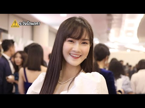 นาเดีย CmCafe ❤️ น่ารัก | Nadear CmCafe  @ Maya Awards  #ระวังโดนตก !