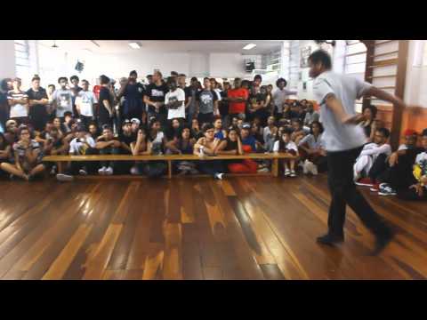 CDU ABRIL / Batalha de HOUSE DANCE - Love vs Dalo.