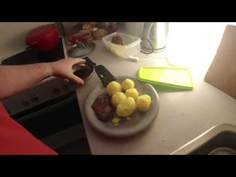 MongoTV_6449 - Min Aftensmad - Økologiske NAKKEKOTELETTER Med KARTOFLER og BRUN SOVS