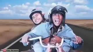 Download lagu Numpak motor rx king tren teng teng. mp3