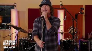 Download lagu Pearl Jam - Daughter - Live @ the Stern Show mp3