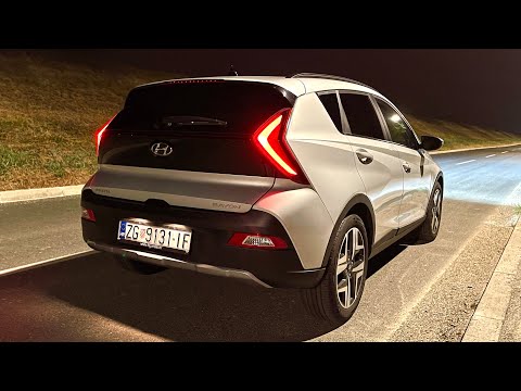 Neuer HYUNDAI BAYON 2022 bei Nacht - VERRÜCKTE LED-Leuchten, AMBIENT-Leuchten & DIGITALES Cockpit