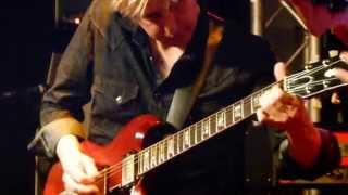 Eric Johnson Up Close Tour 2013 Paris Last house on the block part 5