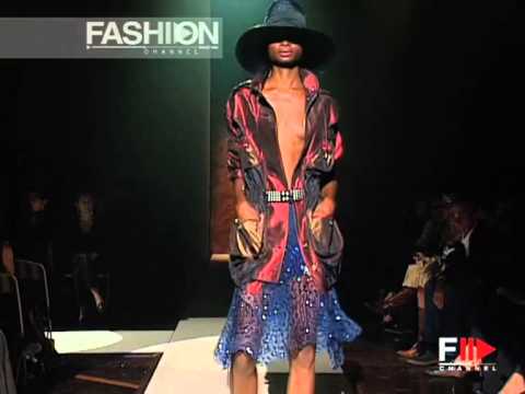 "Gianfranco Ferrè" Spring Summer 2004 Milano 3 of 5 Pret a Porter Woman by FashionChannel