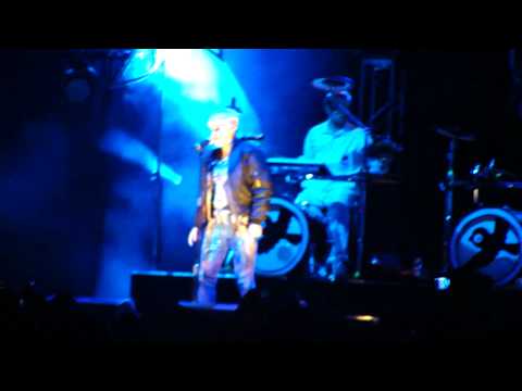 Robyn - U Should Know Better & Konichiwa Bitches, LIVE in Toronto Echo Beach Amphitheatre