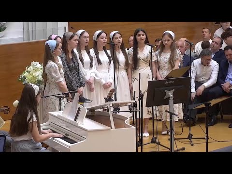 Grup de surori - Undeva pe mine m-ai găsit