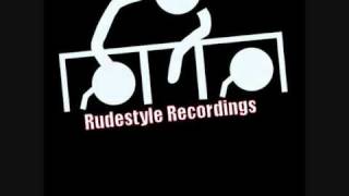 Diablik & Ramp - Shout (Spit&Image Remix)