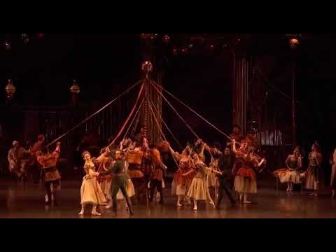 SWAN LAKE - Waltz - Act 1 (Royal Ballet)